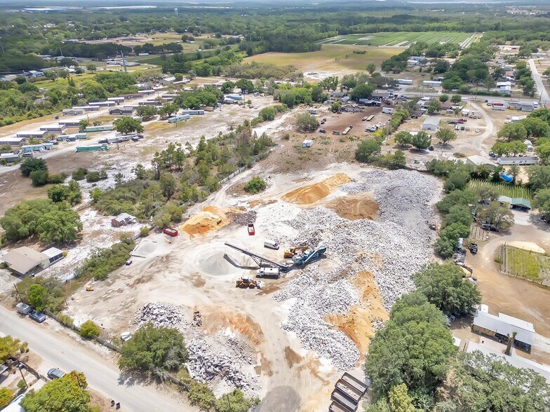 More Photos Of 205 Bomber Rd, Winter Haven Land For Lease