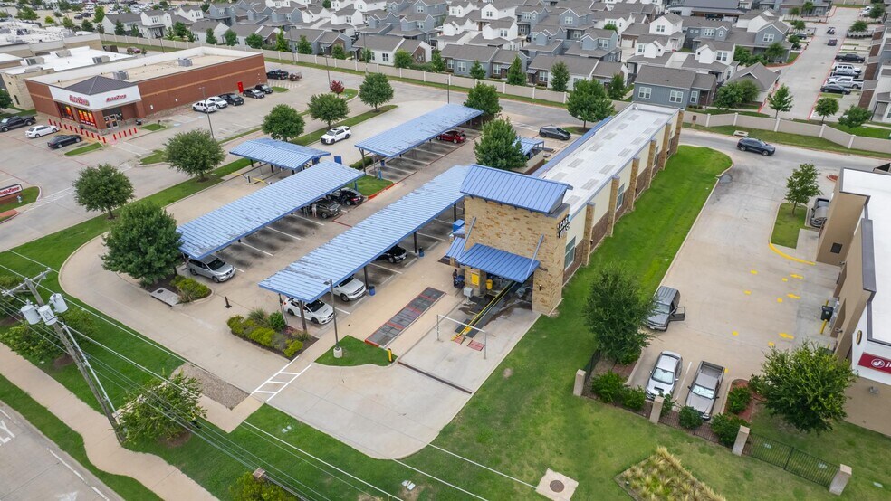 Primary Photo Of 3086 W University Dr, McKinney Carwash For Sale