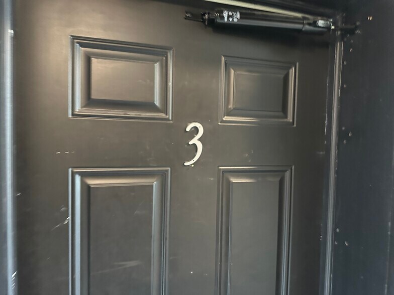 More Photos Of 11239 Superior Ave, Cleveland General Retail For Sale