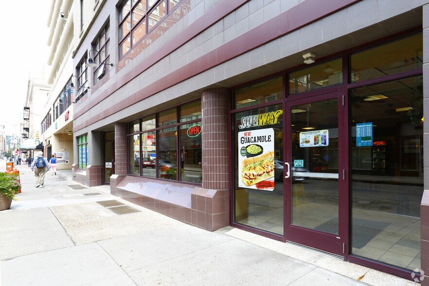 More Photos Of 526 Penn Ave, Pittsburgh Apartments For Lease