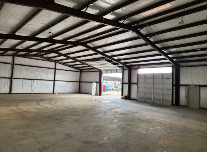 More Photos Of 14566 Industrial Park, Aubrey Warehouse For Sale