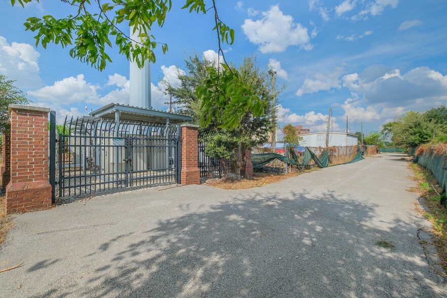 More Photos Of 7830 Highway 90A, Sugar Land Warehouse For Lease