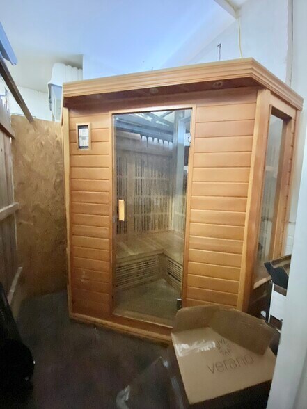 More Photos Of 8329 Delaware Ave, Upper Darby Service For Sale