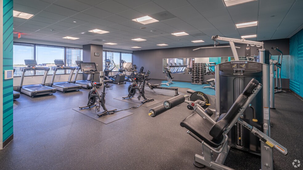 More Photos Of 1800 West Loop S, Houston Office For Lease