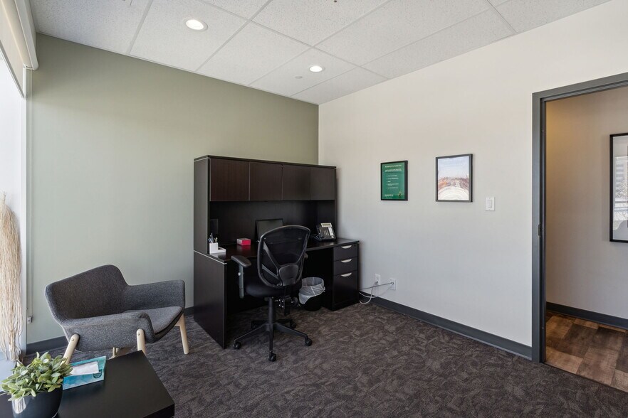 More Photos Of 7005 Fairmount Dr SE, Calgary Medical For Sale