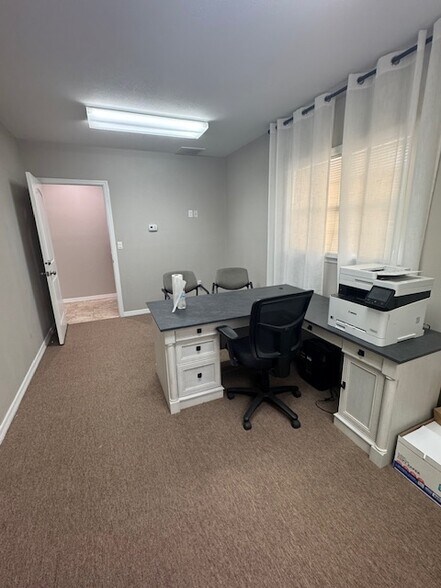 More Photos Of 1618 Land O Lakes Blvd, Lutz Freestanding For Lease