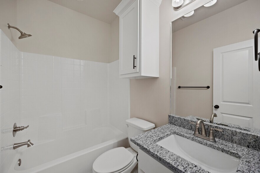 More Photos Of 17569 County Road 196, Flint Apartments For Sale