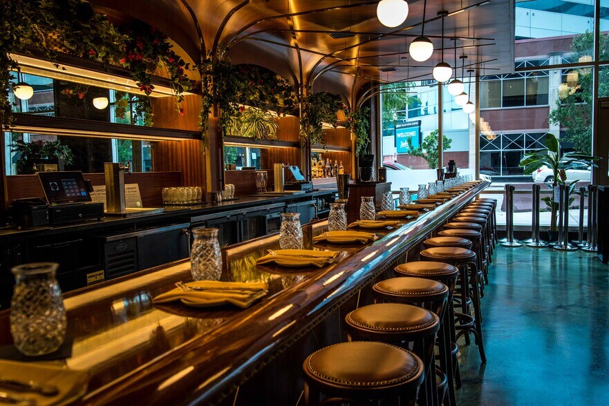 More Photos Of 155 W Michigan Ave, Kalamazoo Office Residential For Lease