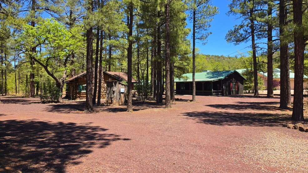 More Photos Of 182 White Mountain blvd, Lakeside General Retail For Sale