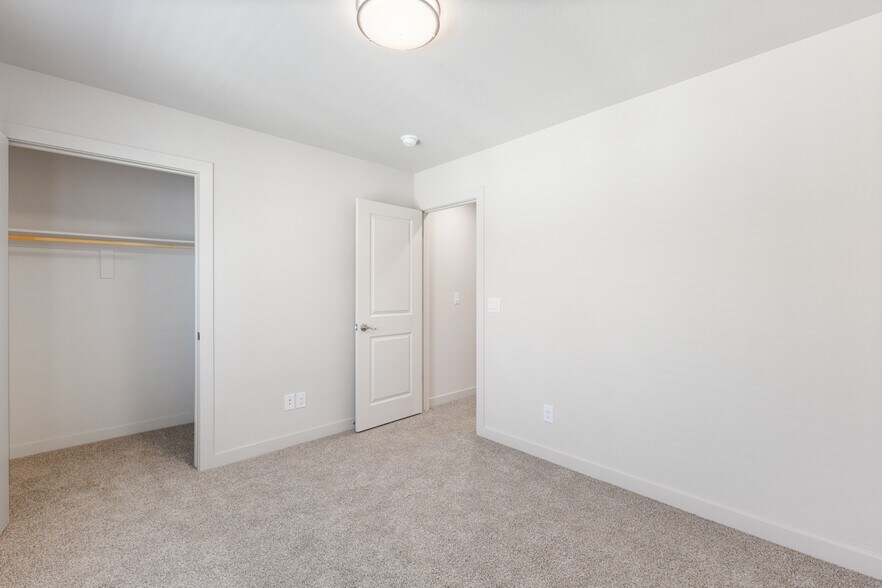 More Photos Of 4307 N 13th Pl, Phoenix Apartments For Sale