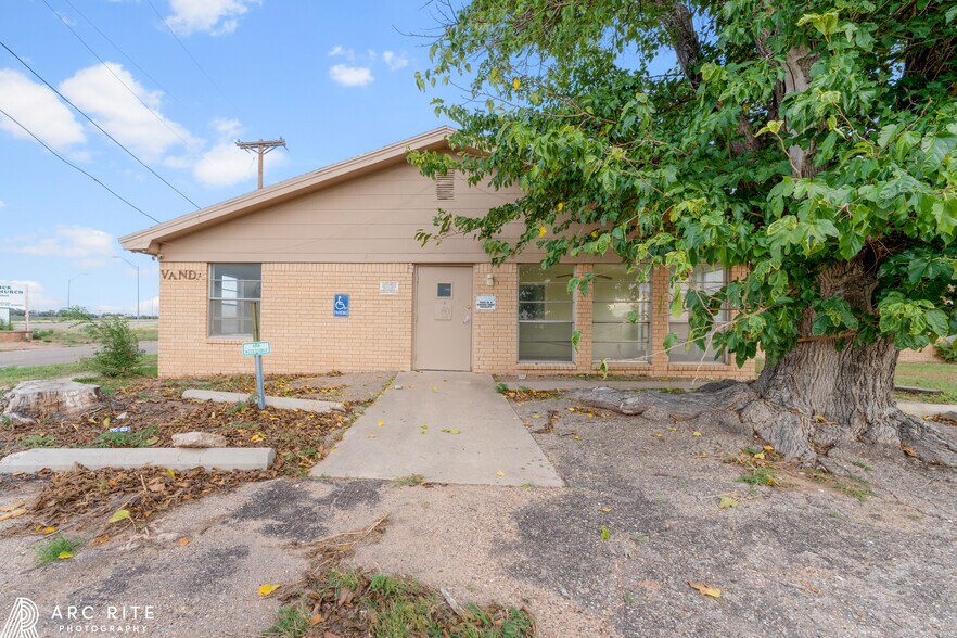 More Photos Of 1601 Vanda Ave, Lubbock Assisted Living For Sale