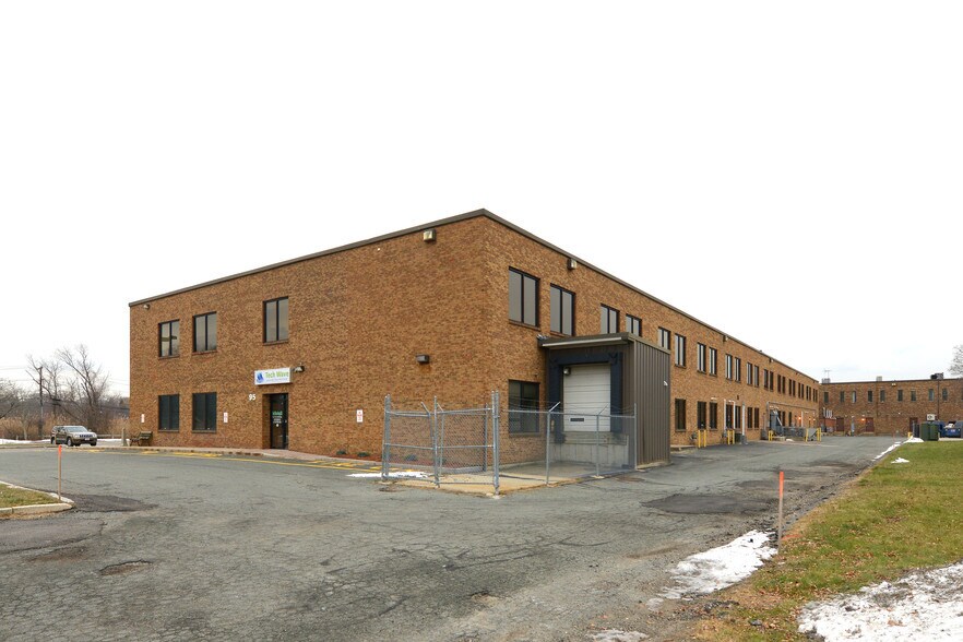 More Photos Of 95-105 Eastern Ave, Dedham Office For Lease