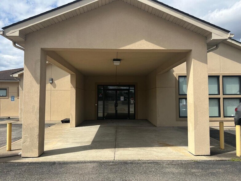 More Photos Of 3683 Ohio River Rd, Point Pleasant Medical For Sale