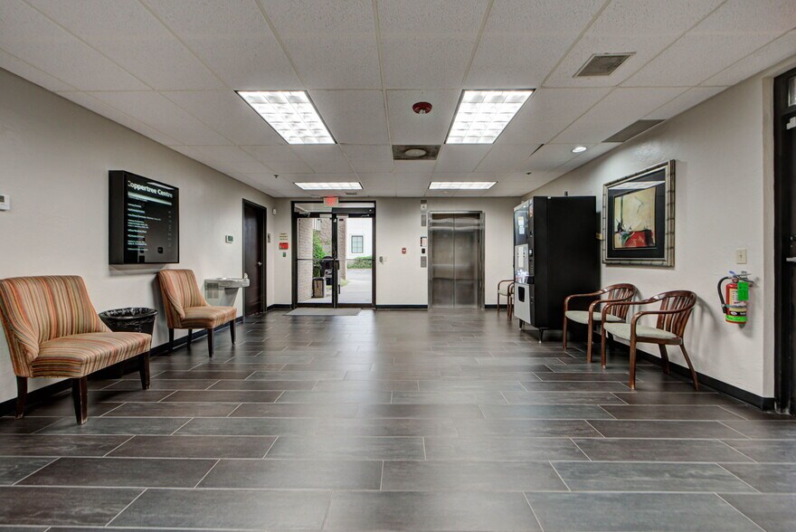 More Photos Of 3727 NW 63rd St, Oklahoma City Medical For Sale
