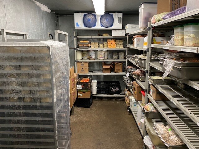 More Photos Of 3315 10th Ave S, Great Falls Restaurant For Sale