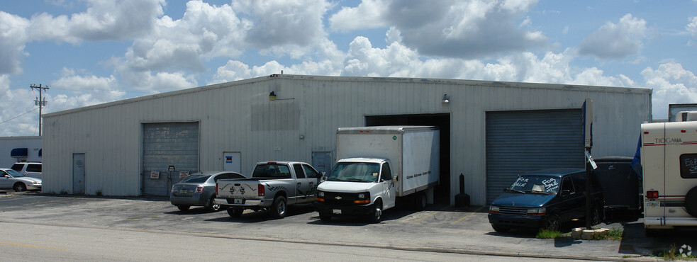 Primary Photo Of 1105 SE 12th Ave, Cape Coral Warehouse For Lease