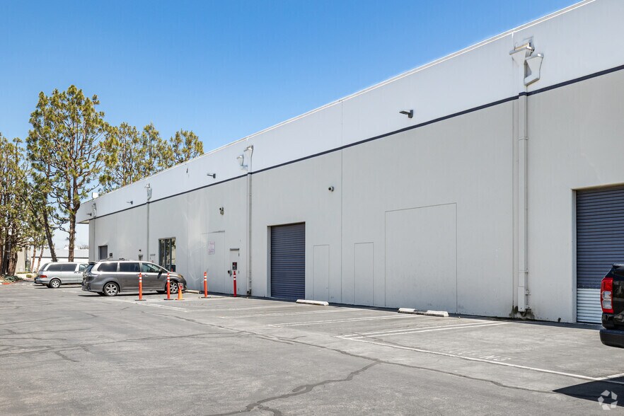 More Photos Of 2609-2615 Manhattan Beach, Redondo Beach Office For Lease