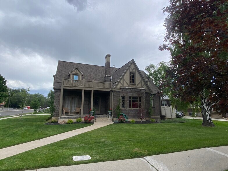 More Photos Of 109 N Main St, Springville Office For Lease