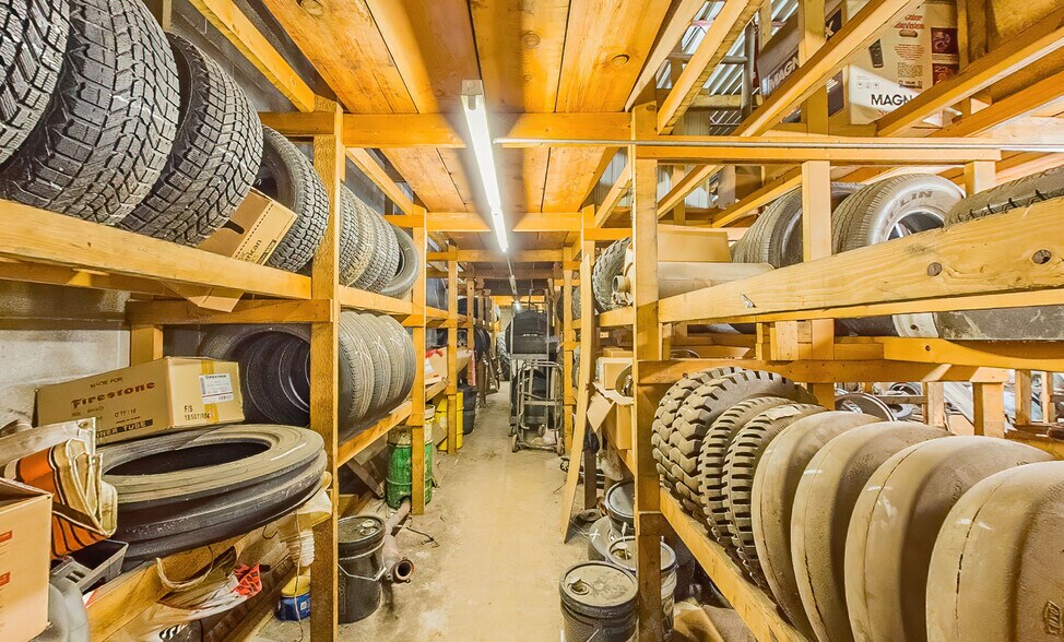 More Photos Of 765 Columbia Blvd, Bloomsburg Auto Repair For Sale