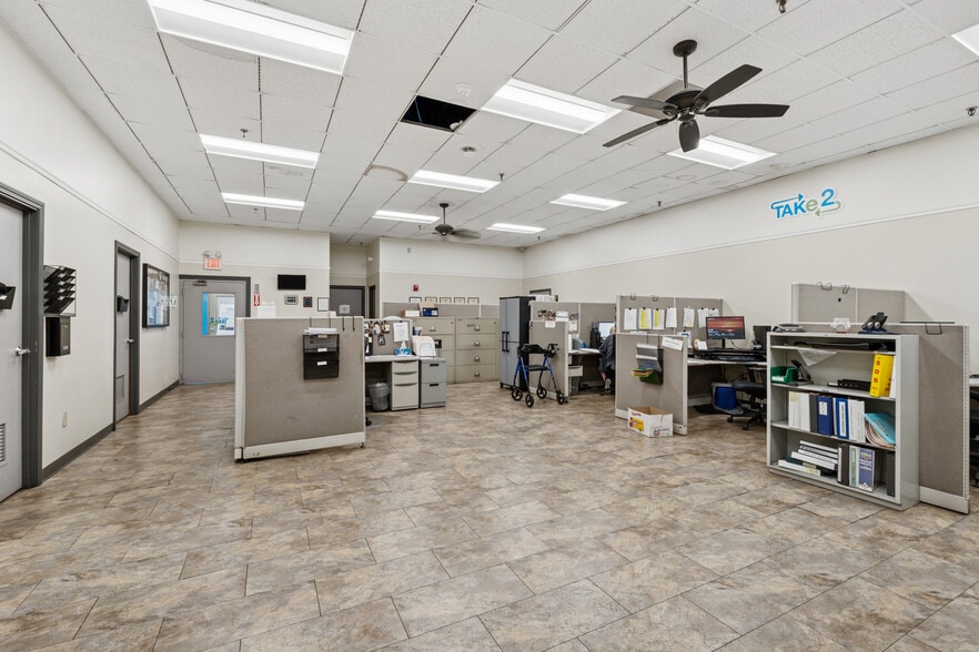 More Photos Of 122 Avenue of Industry, Waterbury Distribution For Sale