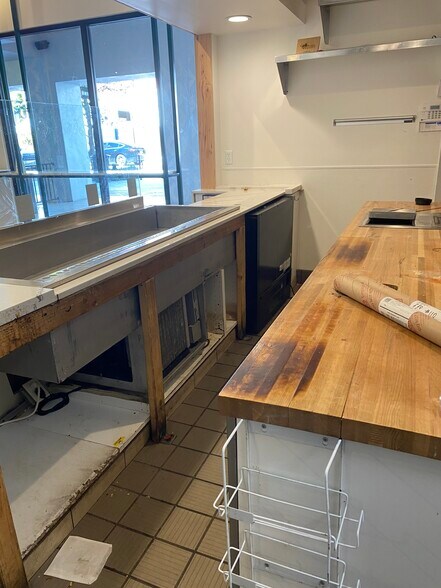 More Photos Of 330 Clematis St, West Palm Beach Storefront Retail Office For Sale