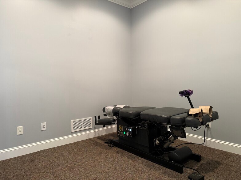 More Photos Of 6000 Coombs Farm Dr, Morgantown Office For Lease