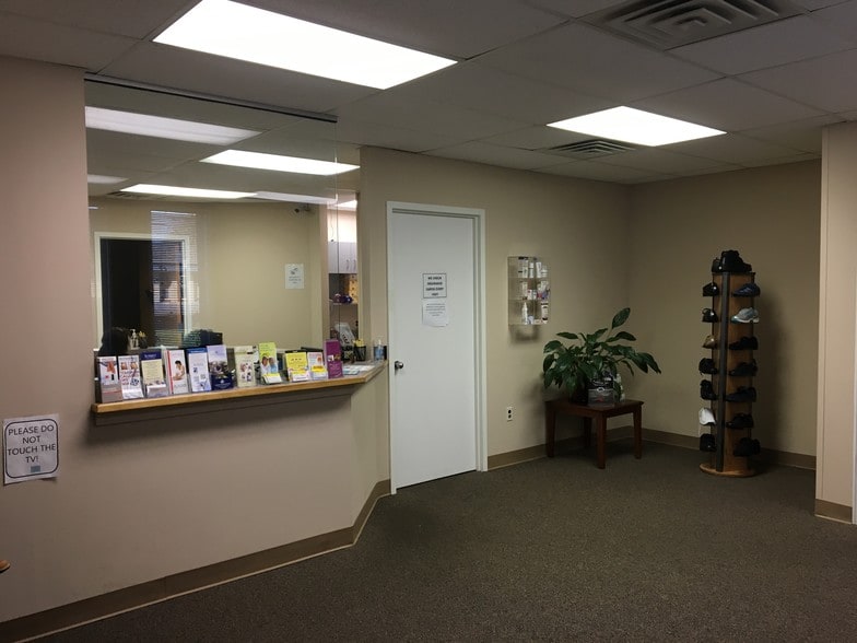 More Photos Of 520 Maple Ave, West Chester Medical For Lease