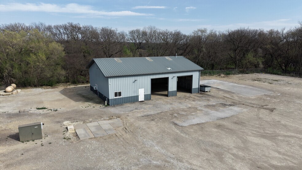 More Photos Of 10090 SW River Valley Rd, Augusta Warehouse For Lease