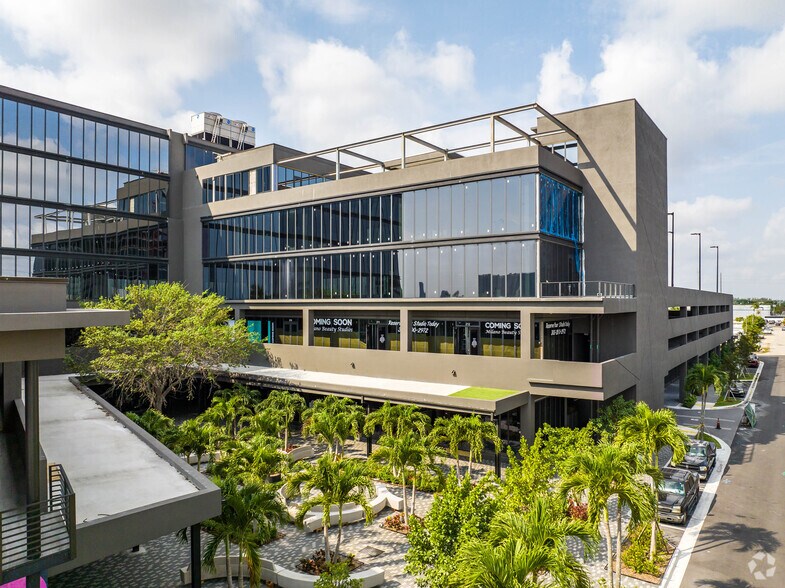 More Photos Of 800 N Federal Hwy, Hallandale Beach Office For Lease