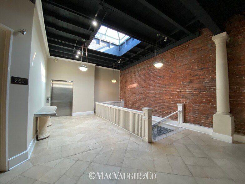 More Photos Of 35-45 N Arroyo Pky, Pasadena Office For Lease