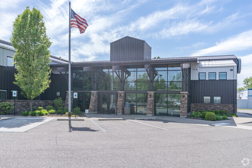 More Photos Of 324 S Sherman St, Spokane Medical For Sale