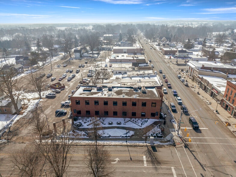 More Photos Of 107 S Main St, Almont Restaurant For Lease