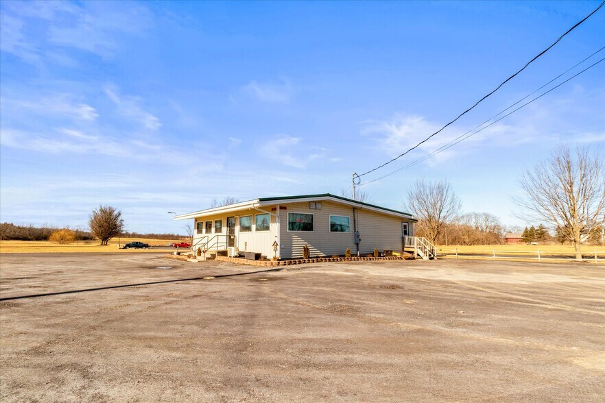 More Photos Of 93 Main St, Dresden Restaurant For Sale