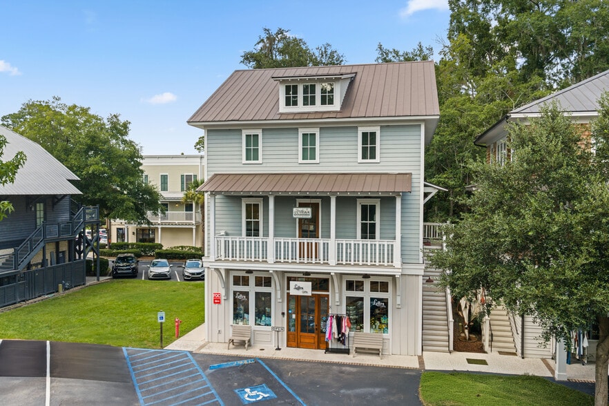 More Photos Of 8 State of Mind St, Bluffton Loft Creative Space For Sale