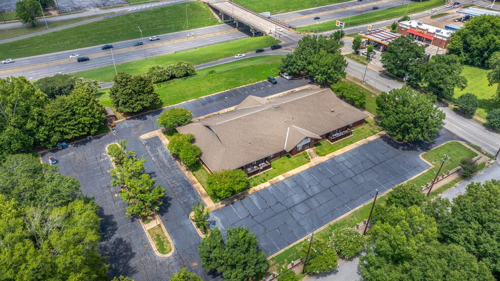 More Photos Of 762 S Court St, Montgomery Religious Facility For Sale