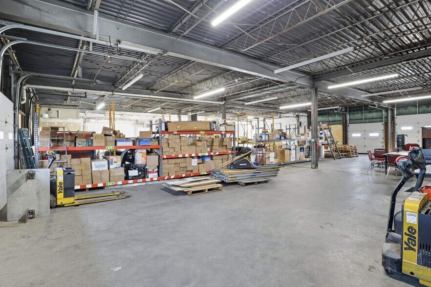 More Photos Of 864 Driving Park Ave, Rochester Warehouse For Sale