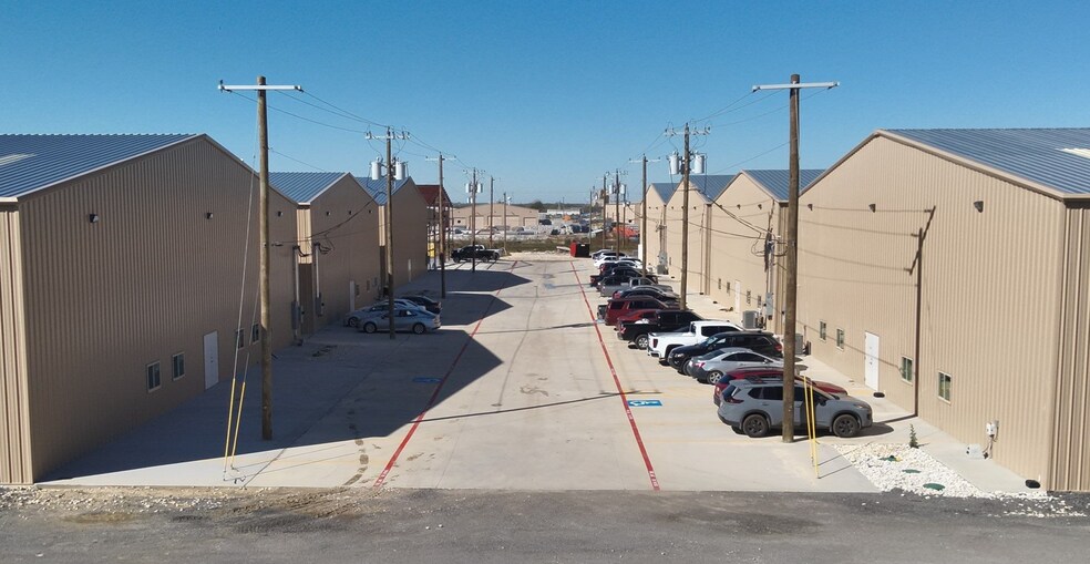 More Photos Of 8420 E Hwy 67, Alvarado Unknown For Lease
