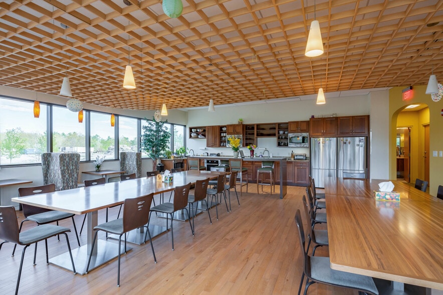 More Photos Of 6 Kitty Hawk Lndg, Londonderry Office For Sale