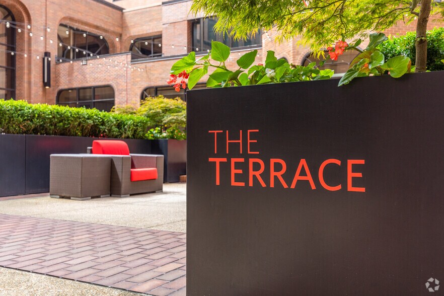 More Photos Of 1120 20th St NW, Washington Unknown For Lease