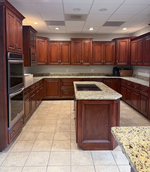 More Photos Of 100 Cattlemens Dr, Macon Land For Sale