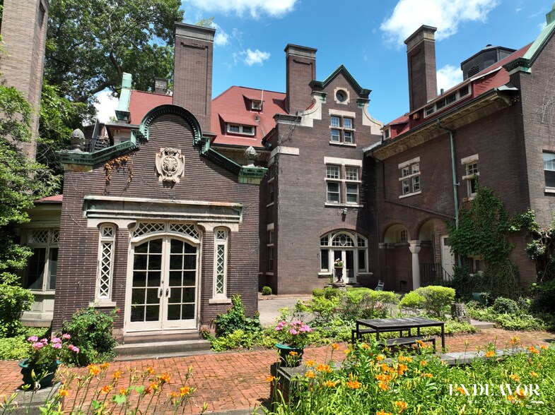 More Photos Of 693 East Ave, Rochester Office For Lease