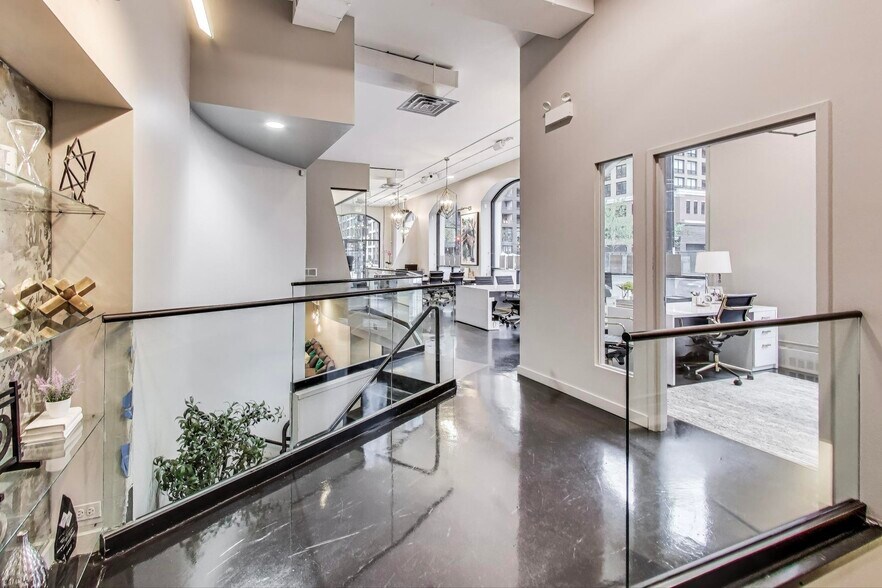 More Photos Of 730 N Wells St, Chicago Medical For Sale