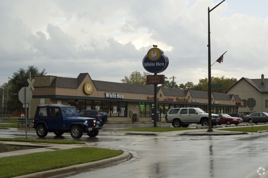 More Photos Of 320-336 E Wilson Ave, Batavia General Retail For Lease