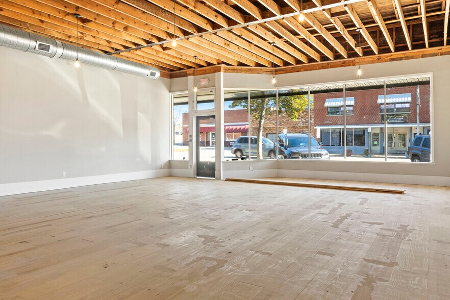 More Photos Of 145-147 N Steele St, Sanford Storefront For Lease