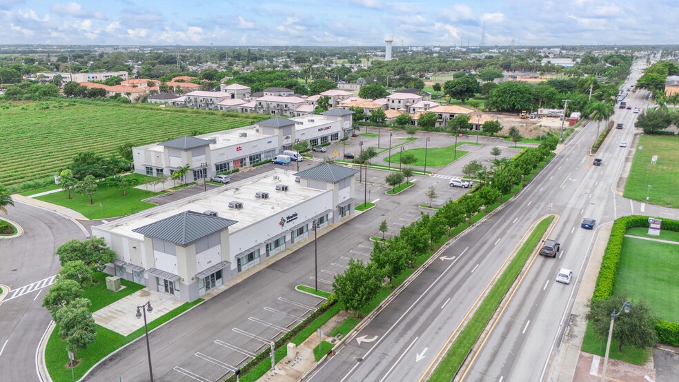 More Photos Of 1400-1420 NE 8th St, Homestead Storefront For Lease