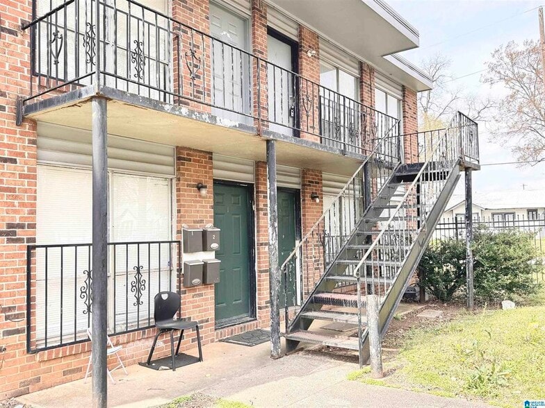 More Photos Of 137 59th St N, Birmingham Apartments For Sale