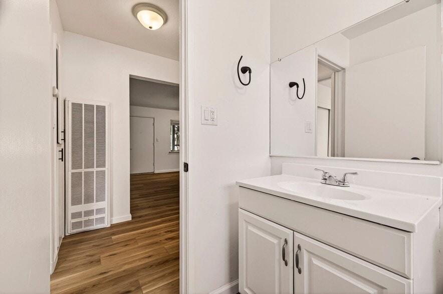 More Photos Of 161-261 Cohasset Ln, Chico Apartments For Sale