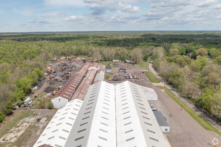 More Photos Of 1536 1st St, Newton Falls Manufacturing For Lease