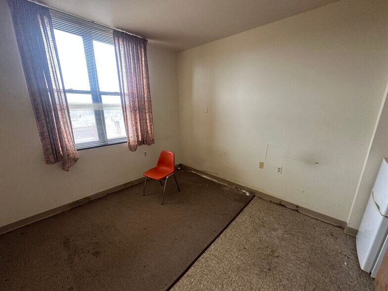 More Photos Of 215 Lelia St, Pittsburgh Apartments For Sale