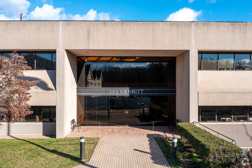 More Photos Of 101 Merritt Blvd, Trumbull Office For Lease